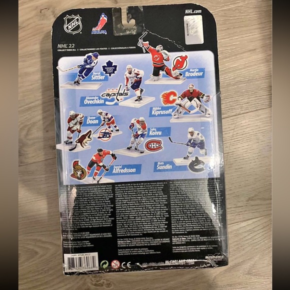 NHL Hockey Legends Series 7 Darryl Sittler Action Figure McFarlane Toys - Picture 2 of 6